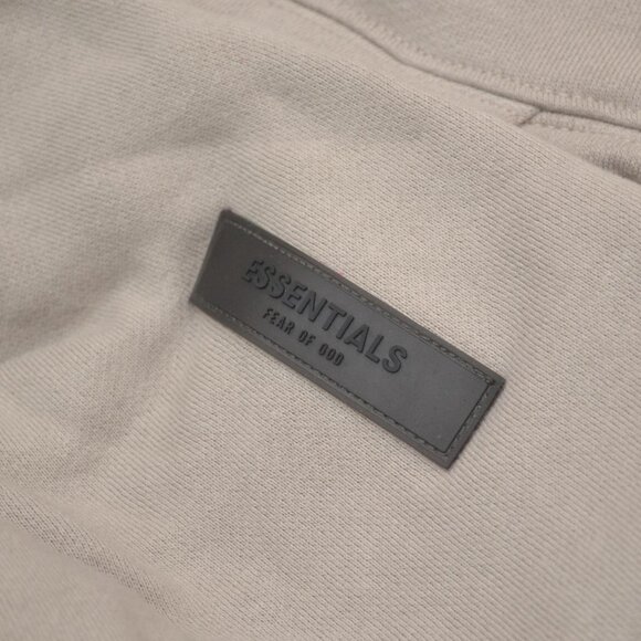 Essentials Fear of God Men's Hoodie Medium BNWT - Picture 5 of 8